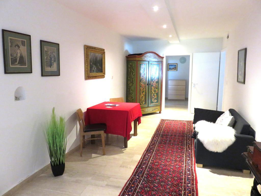 Ferienwohnung Aumuehle Фрайласинг Стая снимка